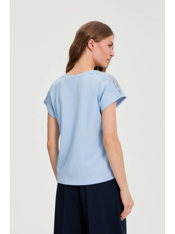 Moodo Блузка с дантела на ръкавите светло синя Moodo