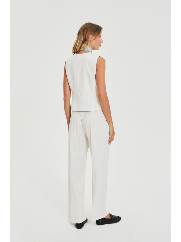 Moodo Панталони от костюм с райета бели Moodo