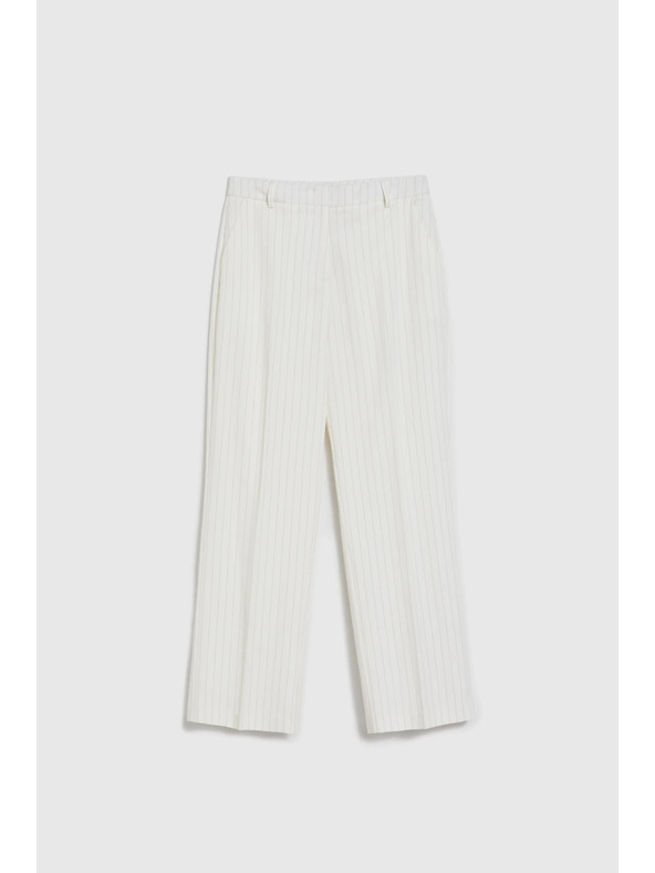 Moodo Панталони от костюм с райета бели Moodo