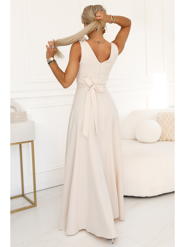 numoco Елегантни вечерни макси рокли с цепка и рози - бежови