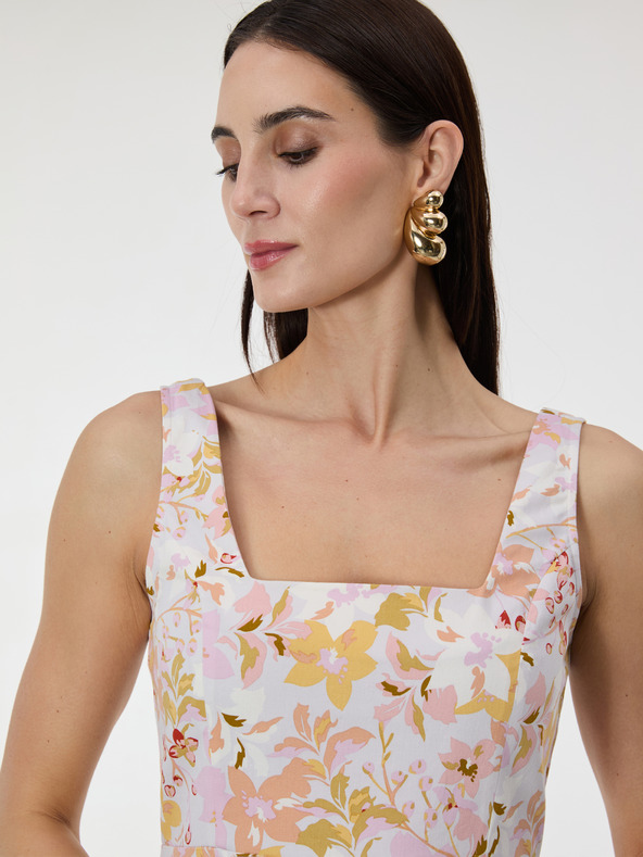 Orsay Светлорозова дамска рокля с шарка до коленете ORSAY