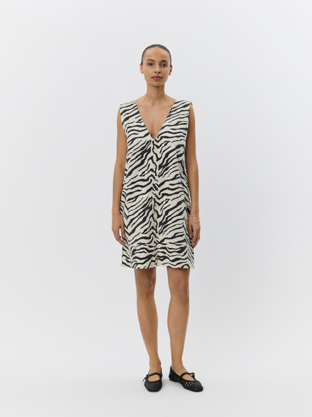 Sofie Schnoor Кремави рокля със звериорен десен OLYMPESW