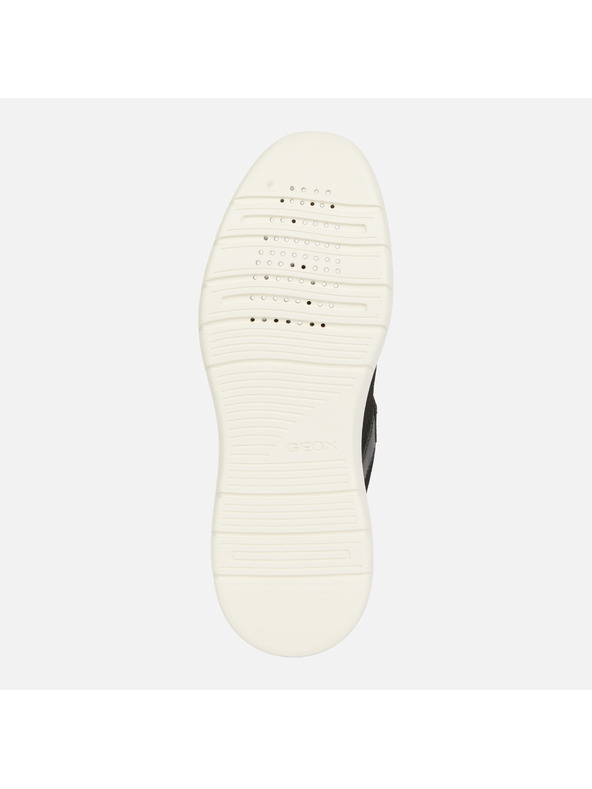 Geox Черни дамски маратонки Geox Plummery Plus