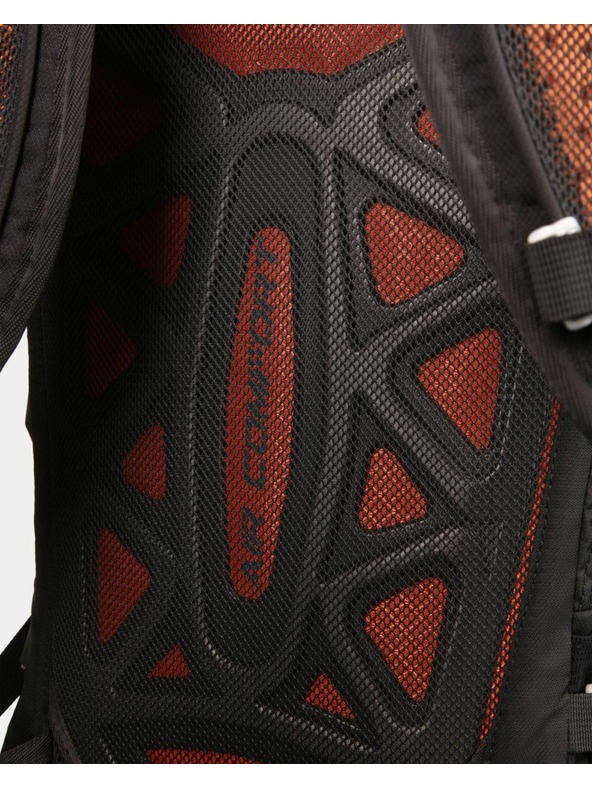 Kilpi Туристическа раница Kilpi RILA 30-U Черна