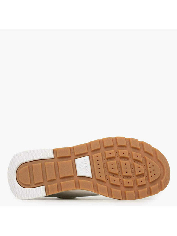 Geox Бели дамски обувки Geox Metropoli