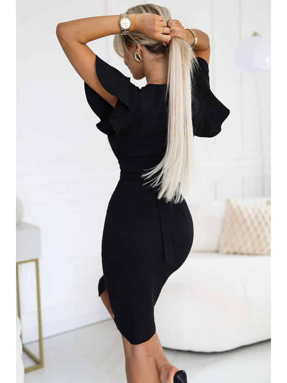 numoco Елегантна рокля с торбичка деколте - черна Numoco NINA