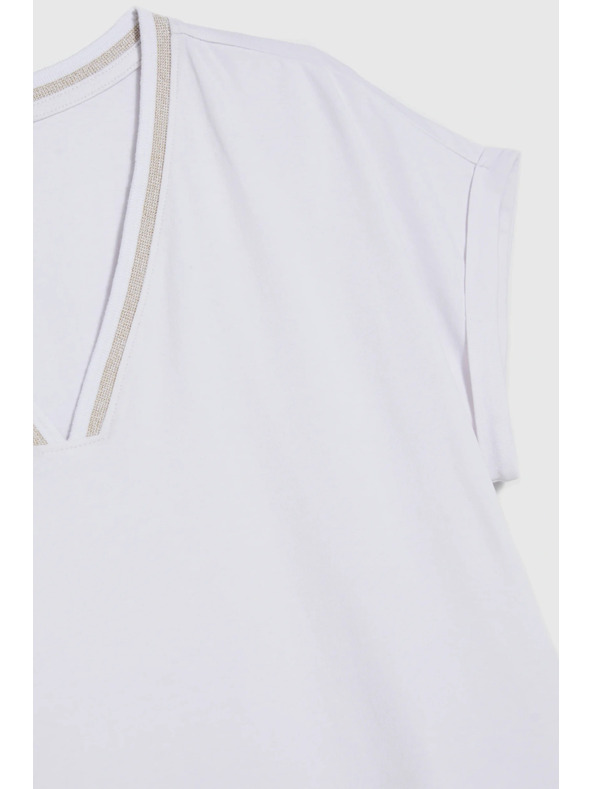 Moodo Памучна тениска с V-образно деколте бяла Moodo