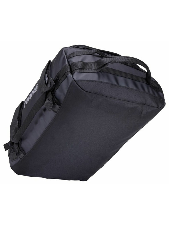 Thule Thule Chasm S спортна чанта 30 L TDSD301 - черна