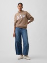 GAP Овърсайз суитчър с логото на GAP
