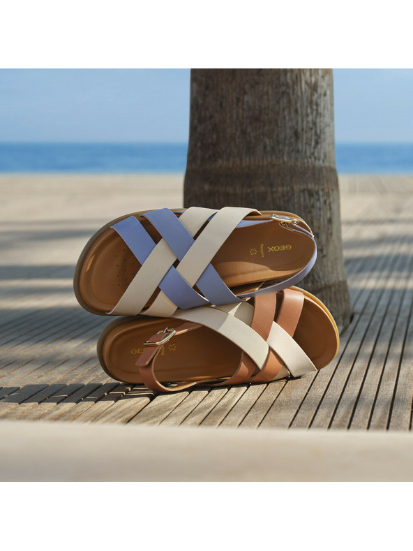 Geox Кафяви дамски сандали Geox Adelash