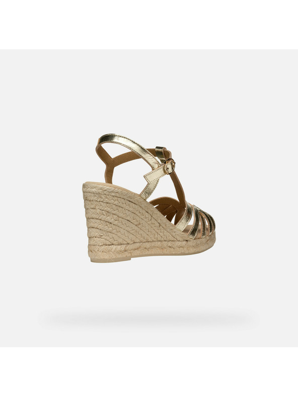 Geox Златни дамски сандали Geox Gelsa