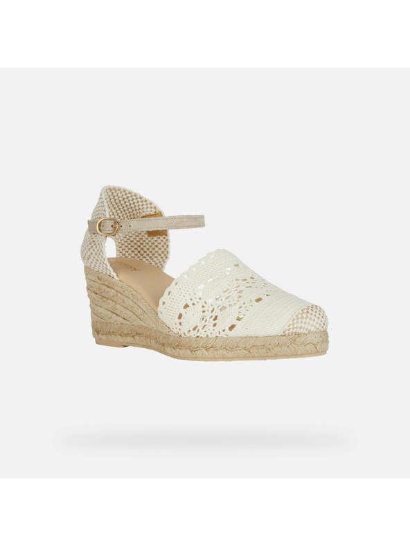 Geox Кремави дамски сандали Geox Gelsa Low