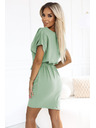 numoco ROXI удобни рокля с асиметрична пола и колан - пистахиево