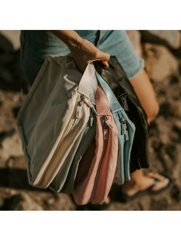 Heys Светлосиня основна чанта за тоалетни принадлежности Heys Stone Blue