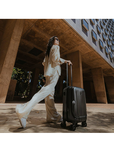 Heys Vantage Smart Luggage™ куфар