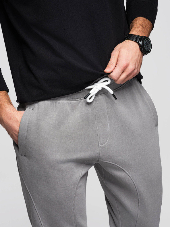 Ombre Clothing Мъжки суитшърт BASIC с ребрирани крачоли - сиво V8 OM-PABS-0305 Ombre Clothing