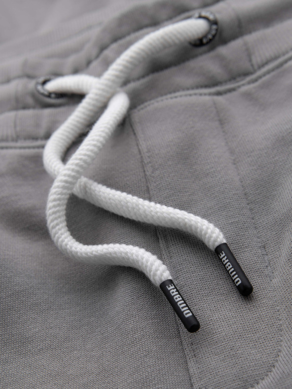 Ombre Clothing Мъжки суитшърт BASIC с ребрирани крачоли - сиво V8 OM-PABS-0305 Ombre Clothing