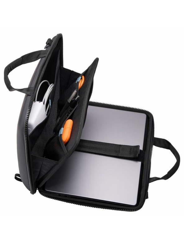 Thule Thule Gauntlet 5.0 чанта за 14" MacBook Pro TGAE2558 - черна