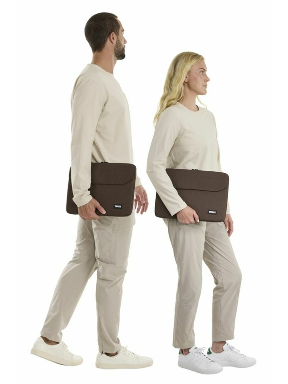 Thule Thule Lithos калъф за MacBook Pro 16" TLS116 - кафяв