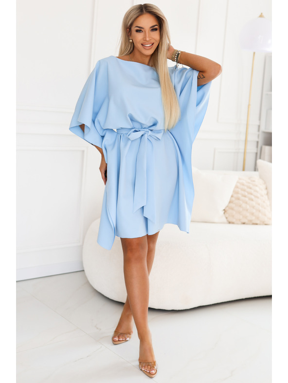 numoco SOFIA Рокля тип пеперуда със завързване в талията - светлосиня