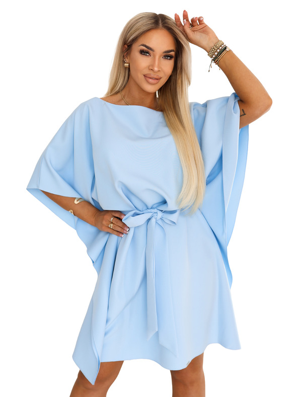 numoco SOFIA Рокля тип пеперуда със завързване в талията - светлосиня