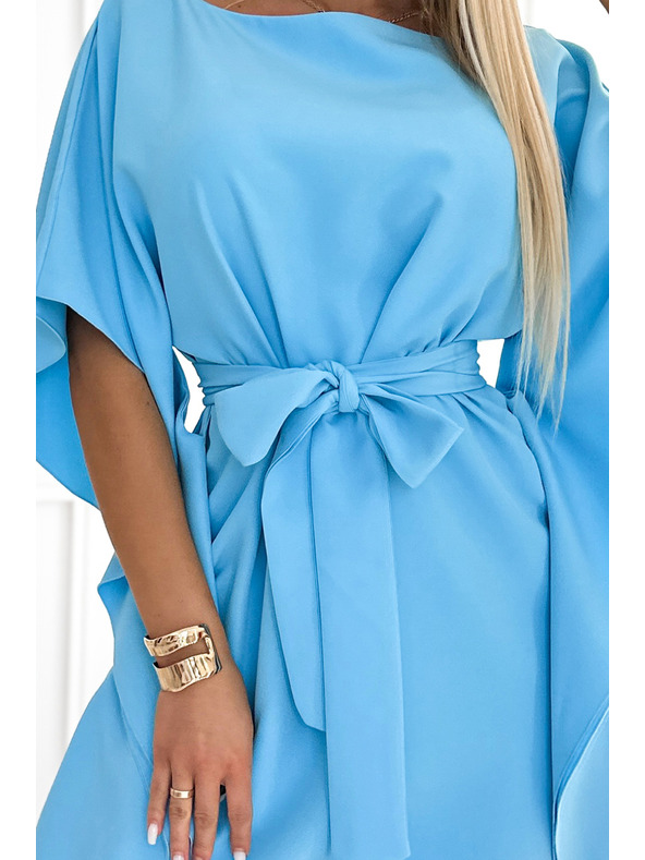 numoco SOFIA Рокля с панделка в талията с мотив пеперуда - синя