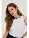 Moodo Бял топ Moodo