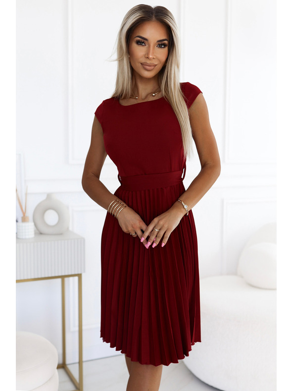 numoco Плисирана рокля с къс ръкав - бордо Numoco LILA