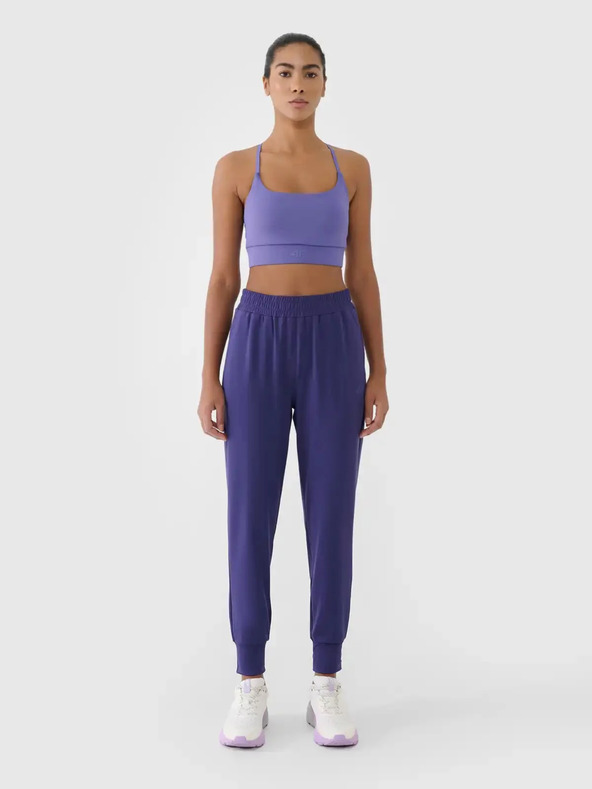 4F Дамски спортни панталони 4F Размер: