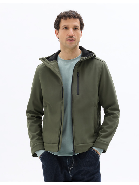 Celio Якето Nucrosho