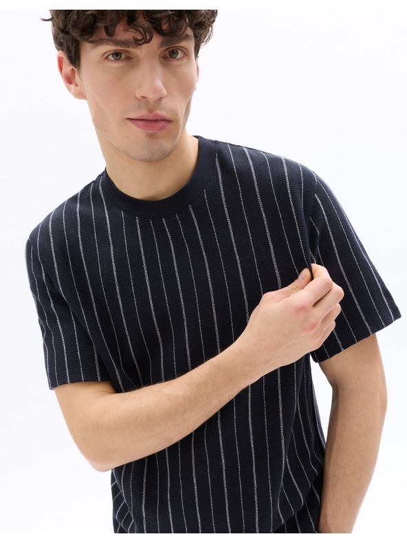 Celio Тениска Nestripeti