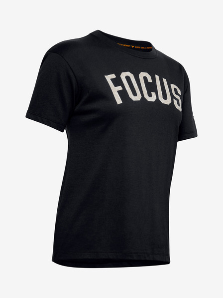 Under Armour Дамска тениска Under Armour Project Rock Focus Ss