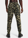 Under Armour Мъжки спортни панталони Under Armour RIVAL FLC CAMO SCRIPT JGR