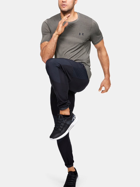 Under Armour Мъжка тениска Under Armour Seamless SS