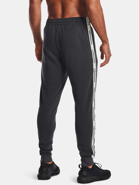 Under Armour Мъжки панталони Under Armour RIVAL TERRY LCKRTG JOGGER
