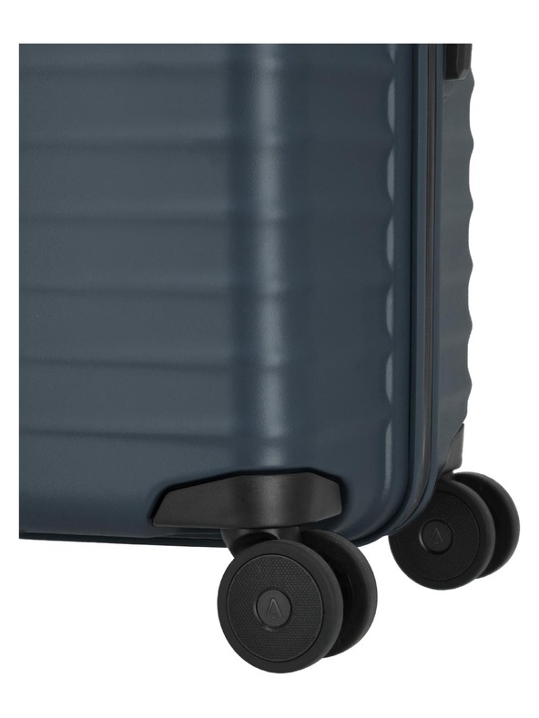 Titan Пътен куфар Titan Upgrade L Midnight blue