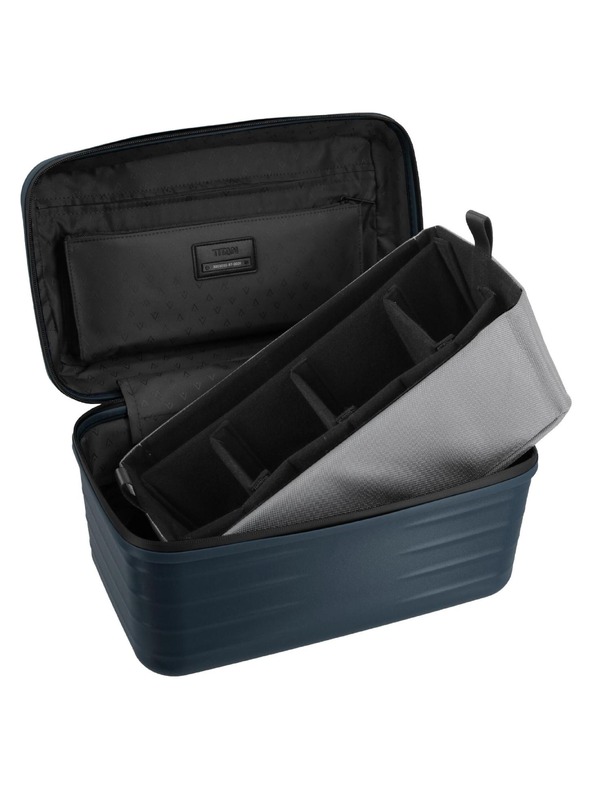 Titan Козметична куфарка Titan Upgrade Beautycase Midnight blue