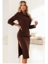 numoco basic Елегантна миди рокля с яка и странично разрязване - шоколадова