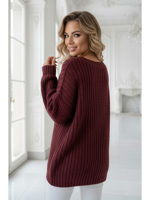 numoco basic Топъл oversized пуловер с плътна тъкан и V деколте - винен