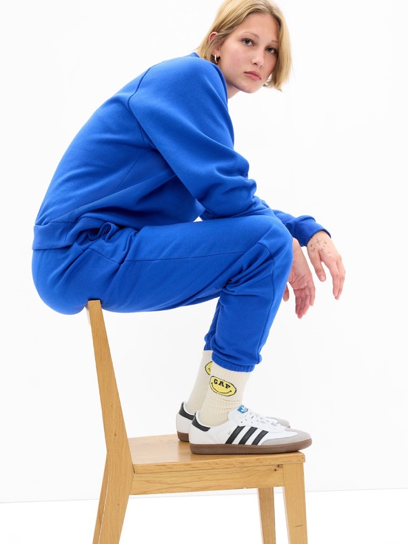 GAP Суитшърт реглан мек полар GAP