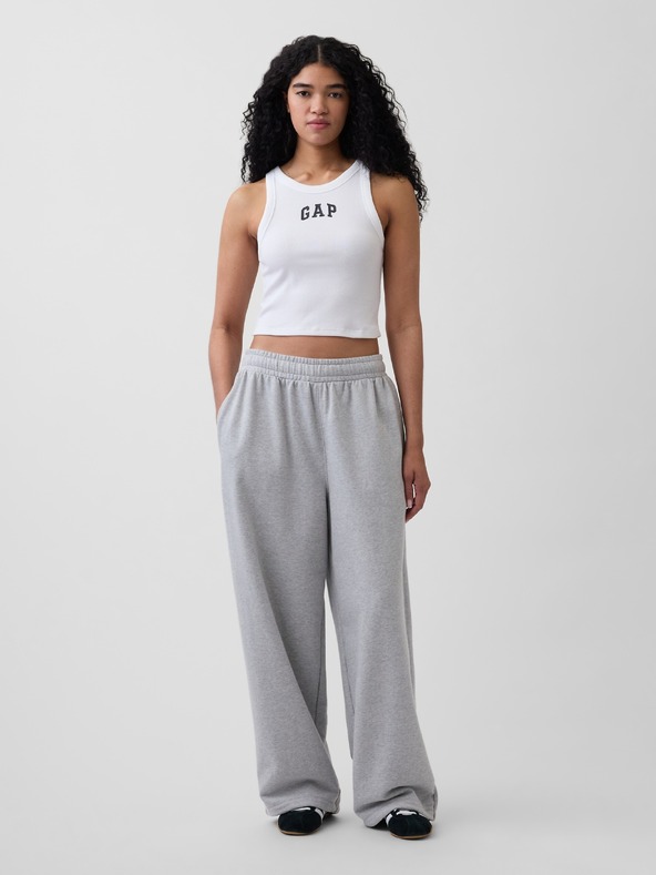 GAP Ребрест потник с лого на GAP