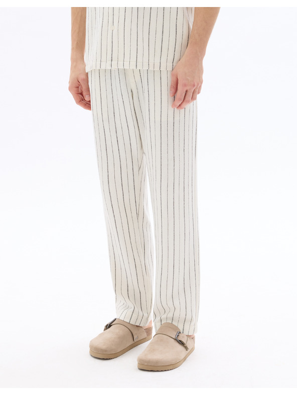 Celio Панталони 24H Nostripe