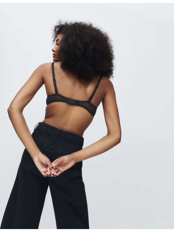 Marks & Spencer Дантелен push-up сутиен с дълбокото деколте Jasmine с костици, (размер A–E) Marks & Spencer черен