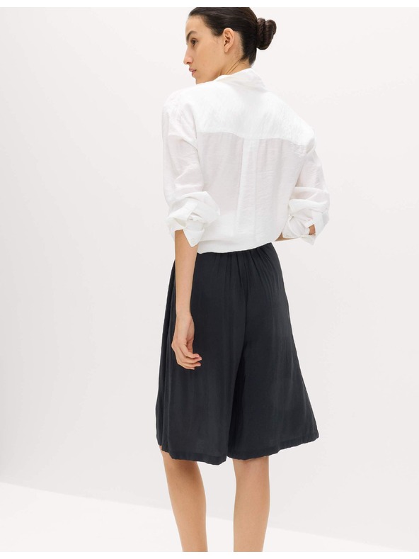Marks & Spencer Дълги шорти със складки Marks & Spencer черно