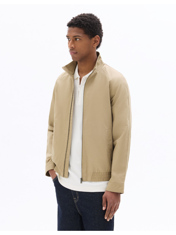 Celio Яке Nucoton