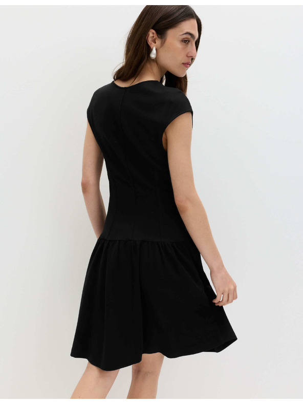 Marks & Spencer Джърси кръгла мини рокля с понижен пояс и V деколте Marks & Spencer черна