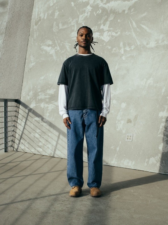 GAP Скъсена унисекс тежка тениска GAP