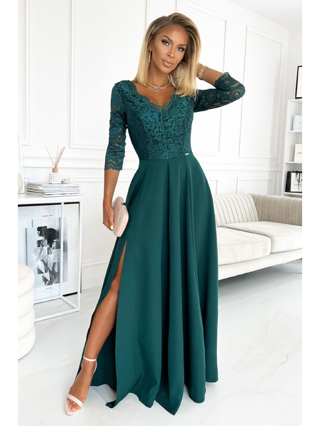 numoco Елегантна дантелена дълга рокля с деколте - зелена Numoco AMBER