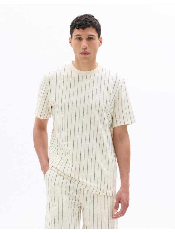 Celio Тениска Nestripeti