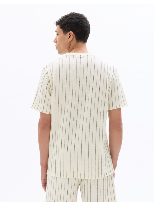 Celio Тениска Nestripeti